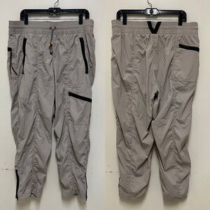 Outdoor Afro x REI Trail Pant in Creme (Short)